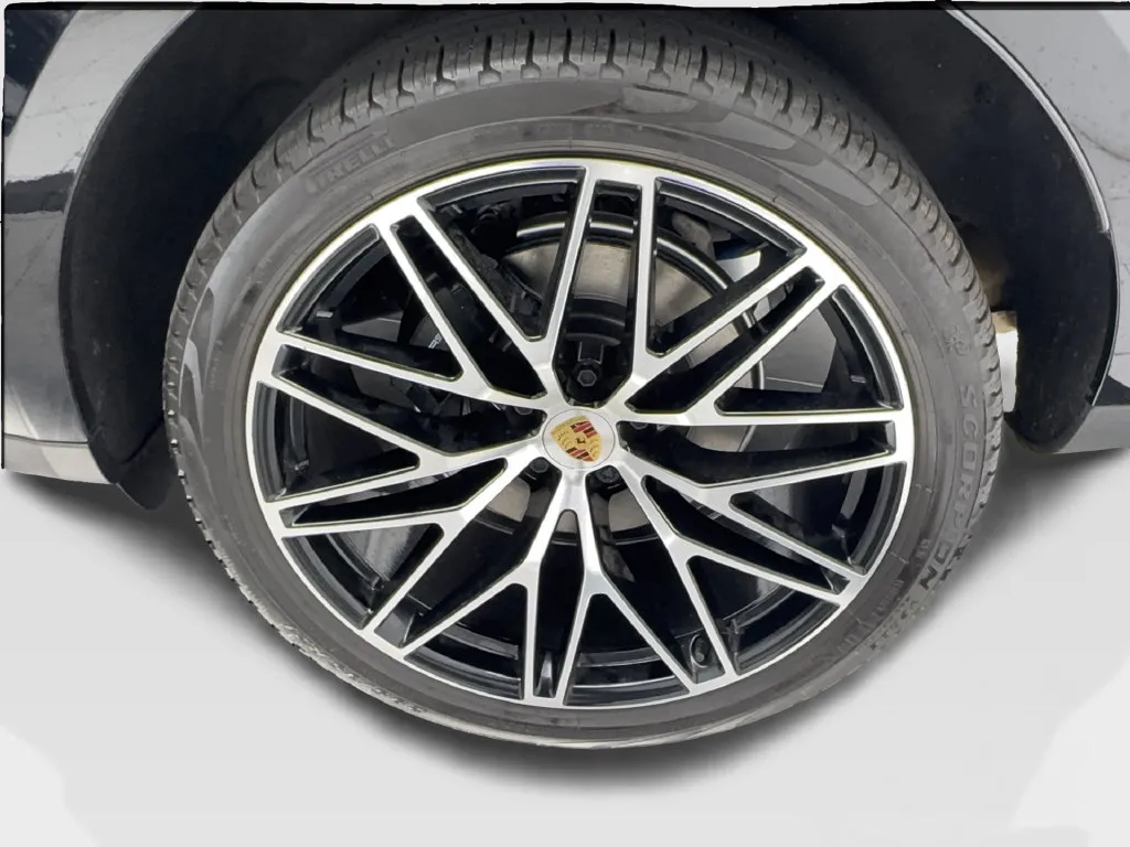 Porsche Macan photo 14