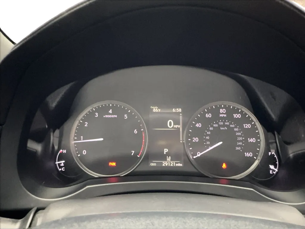 Lexus IS photo 41