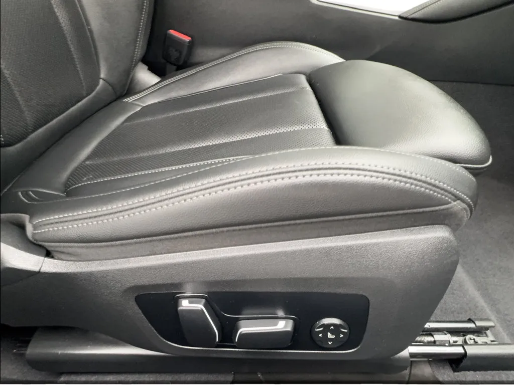 BMW 4 Series photo 37