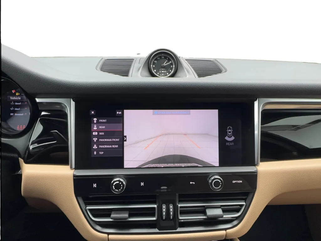 Porsche Macan photo 54