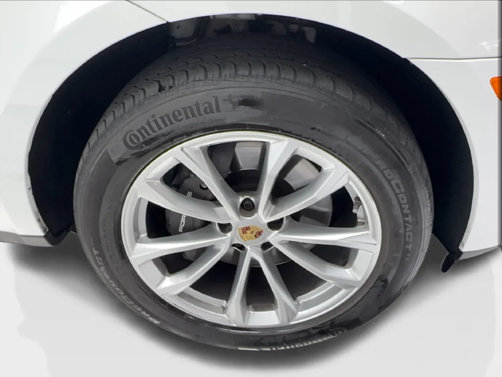 Porsche Macan photo 16