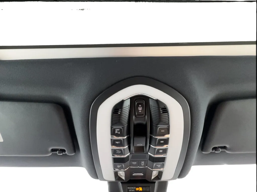 Porsche Macan photo 50