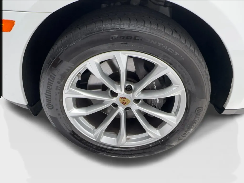 Porsche Macan photo 15