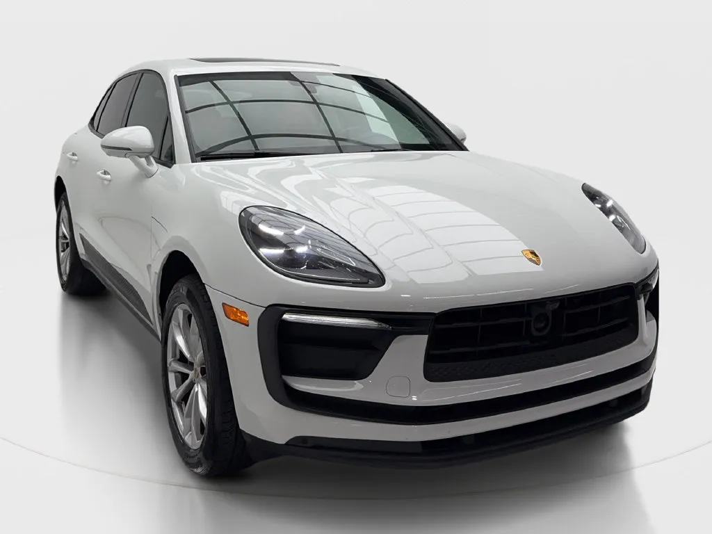 Porsche Macan photo 3