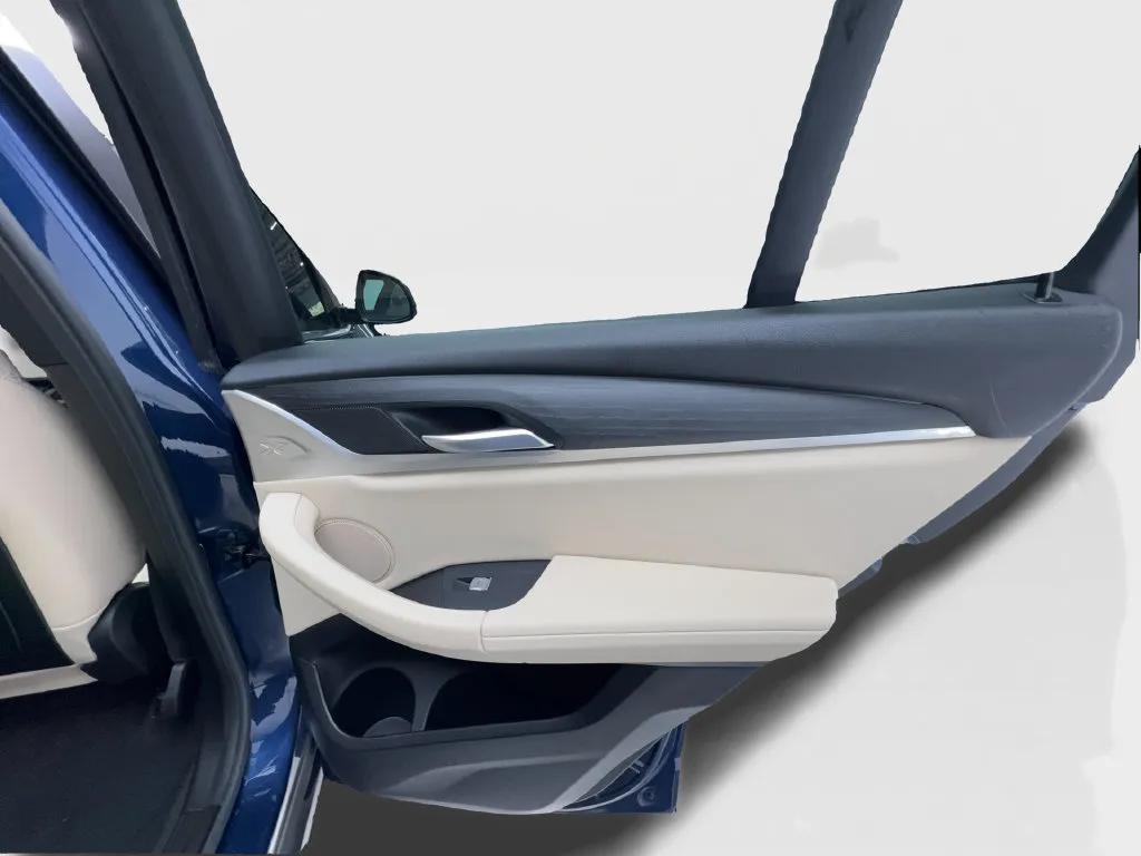 BMW X3 photo 32