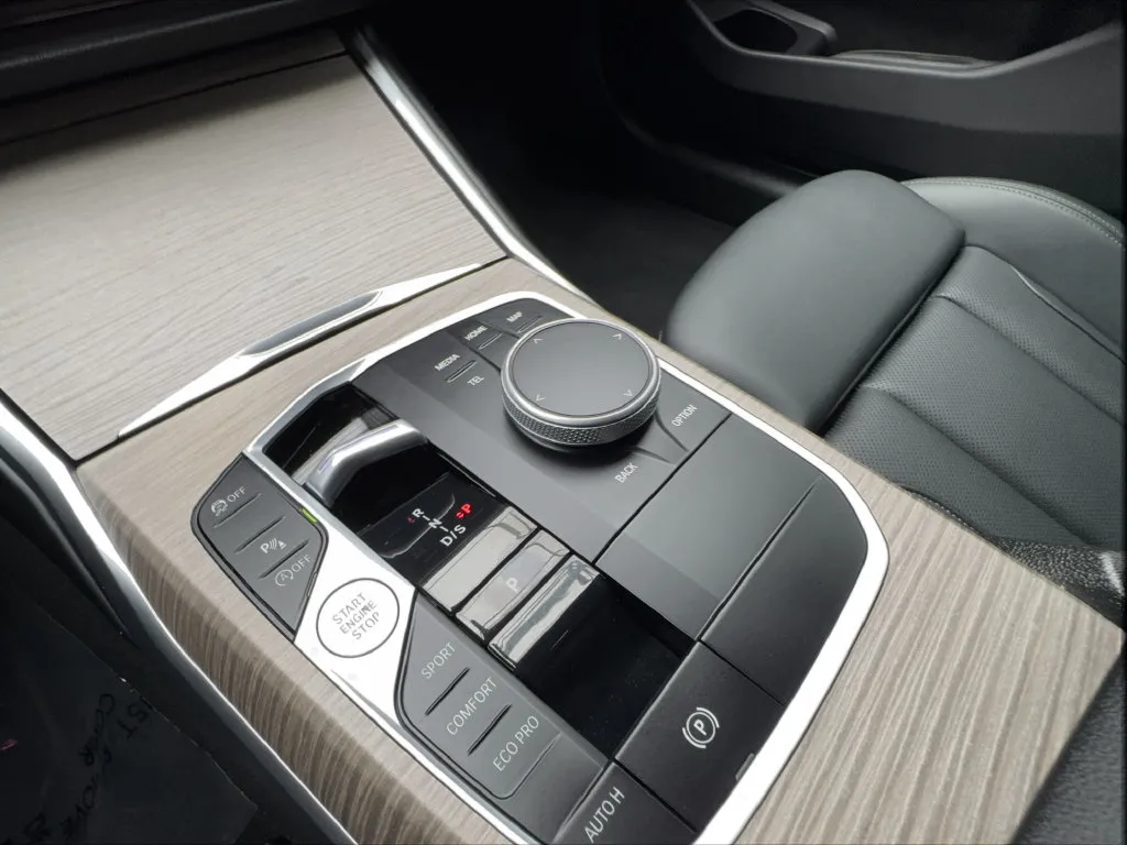 BMW 3 Series photo 48
