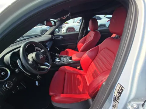 More photos of 2023 Alfa Romeo Giulia Sprint at Autos of Dallas - Plano, TX
