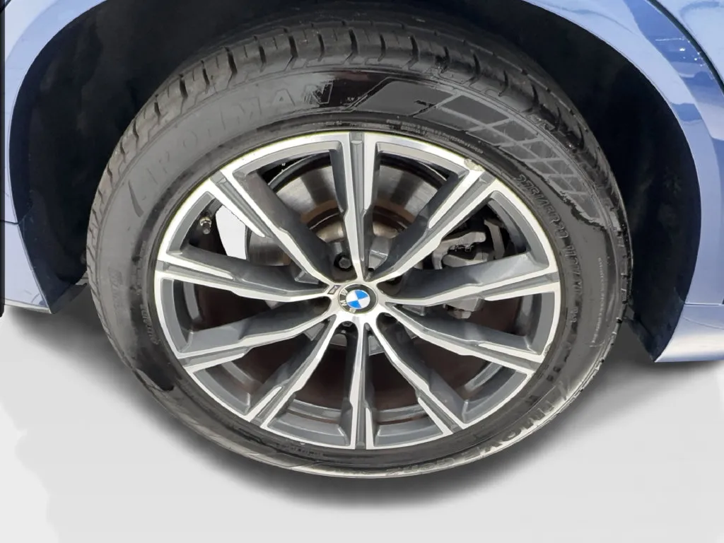 BMW X5 photo 18