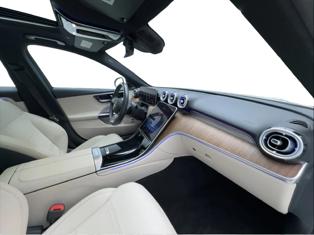 Mercedes-Benz C-Class photo 33