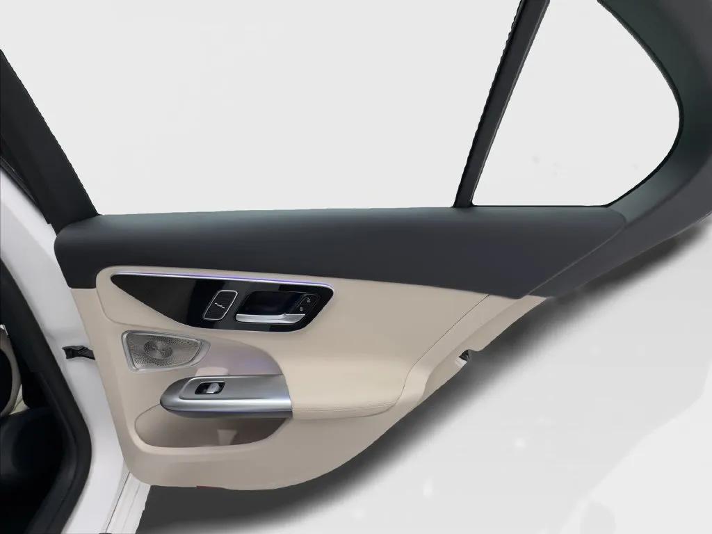 Mercedes-Benz C-Class photo 30