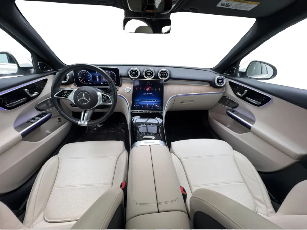 Mercedes-Benz C-Class photo 39