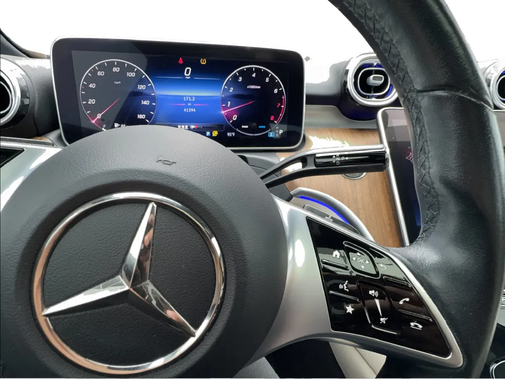 Mercedes-Benz C-Class photo 42
