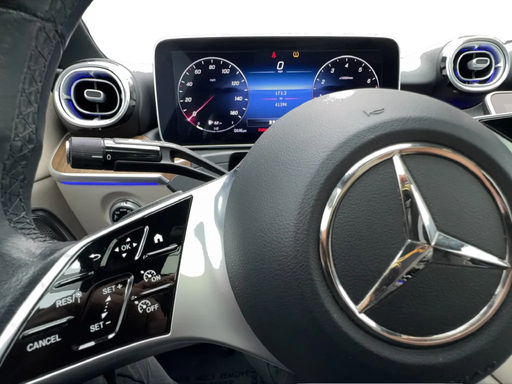 Mercedes-Benz C-Class photo 43
