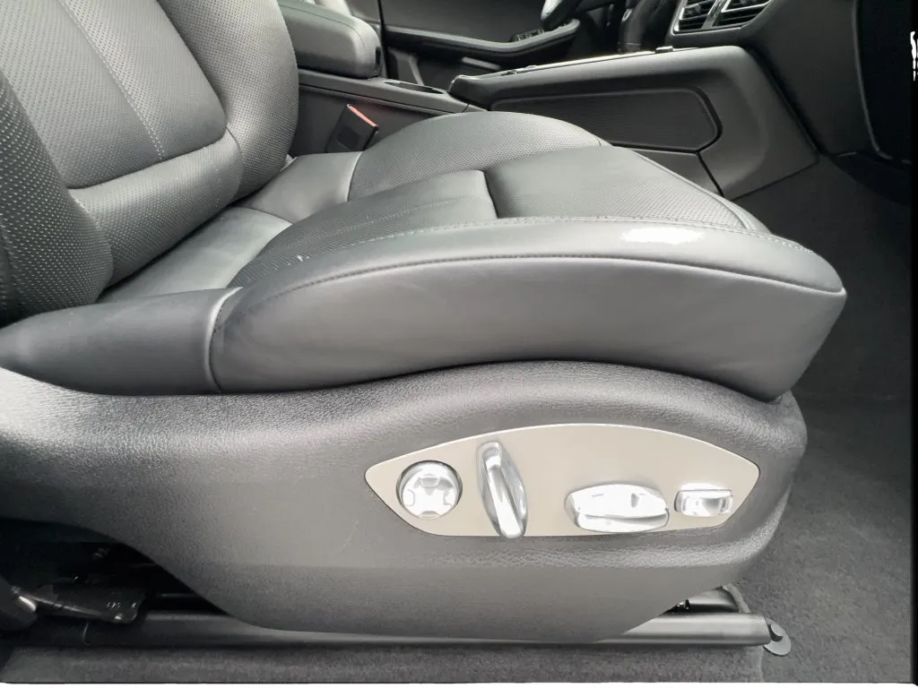 Porsche Macan photo 34