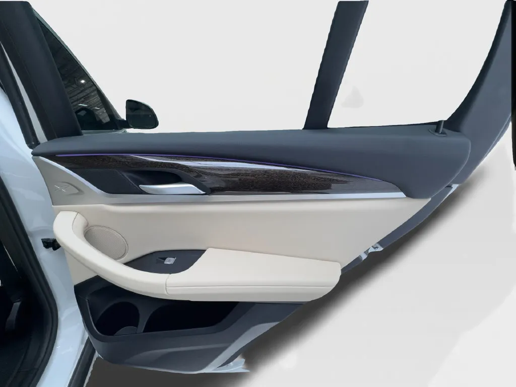 BMW X3 photo 32