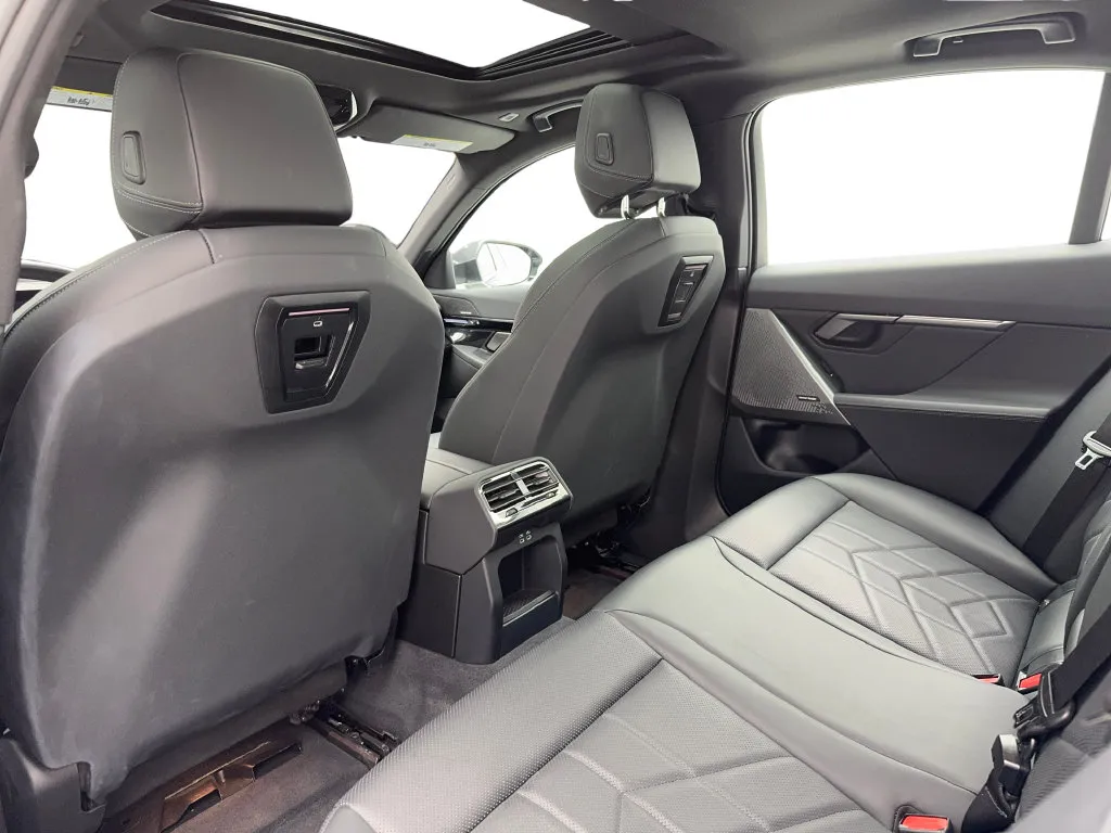 BMW 5 Series photo 41