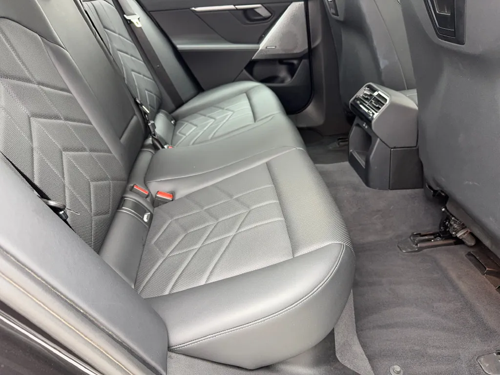 BMW 5 Series photo 46