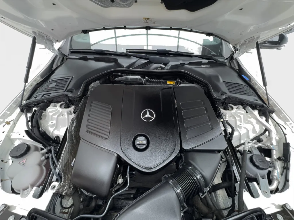 Mercedes-Benz C-Class photo 20