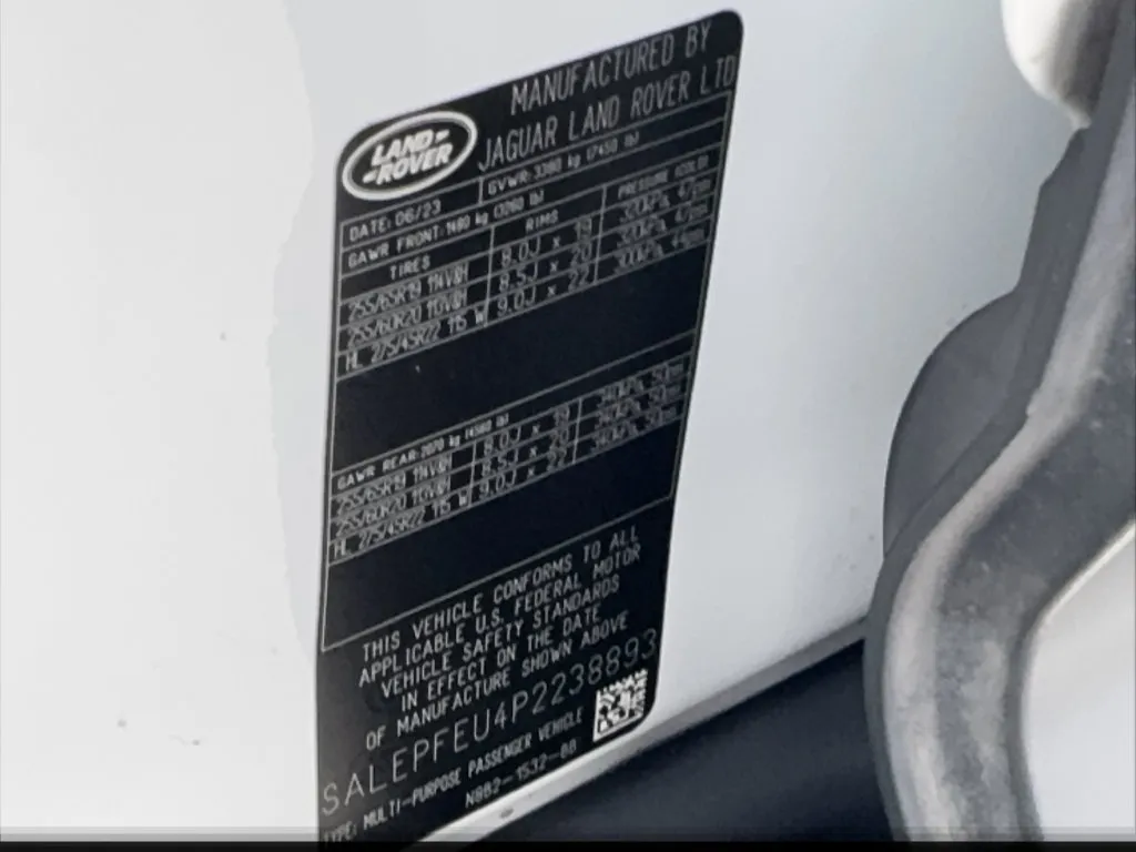 Land Rover Defender photo 56