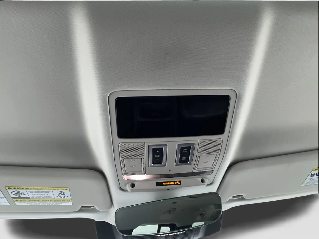 Land Rover Defender photo 48