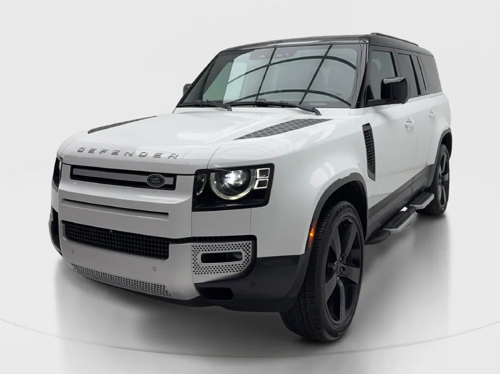 Land Rover Defender photo 5