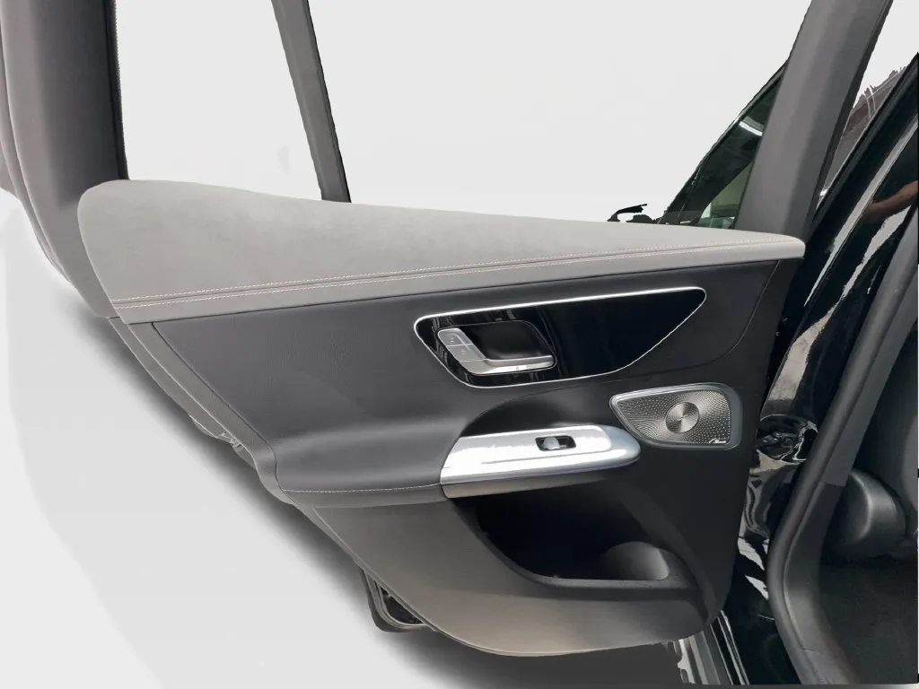 Mercedes-Benz EQE photo 26