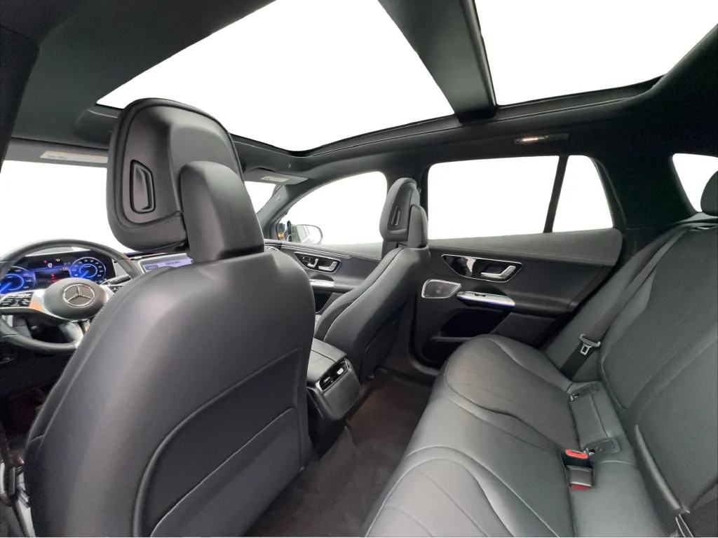 Mercedes-Benz EQE photo 23