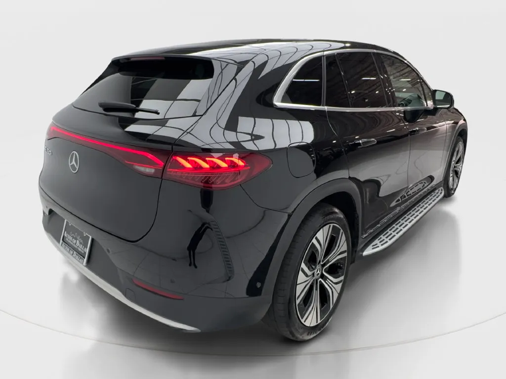 Mercedes-Benz EQE photo 8