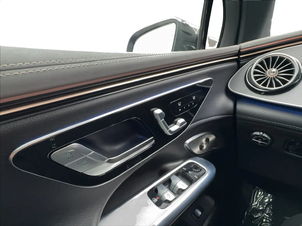 Mercedes-Benz EQE photo 48