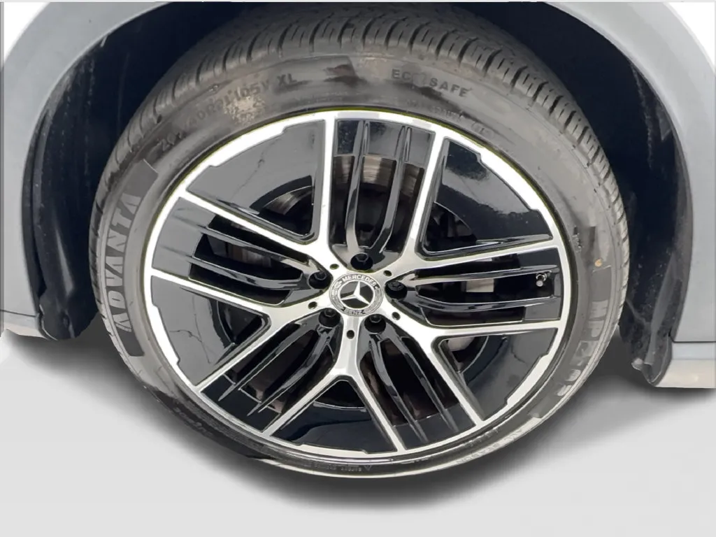Mercedes-Benz EQE photo 14