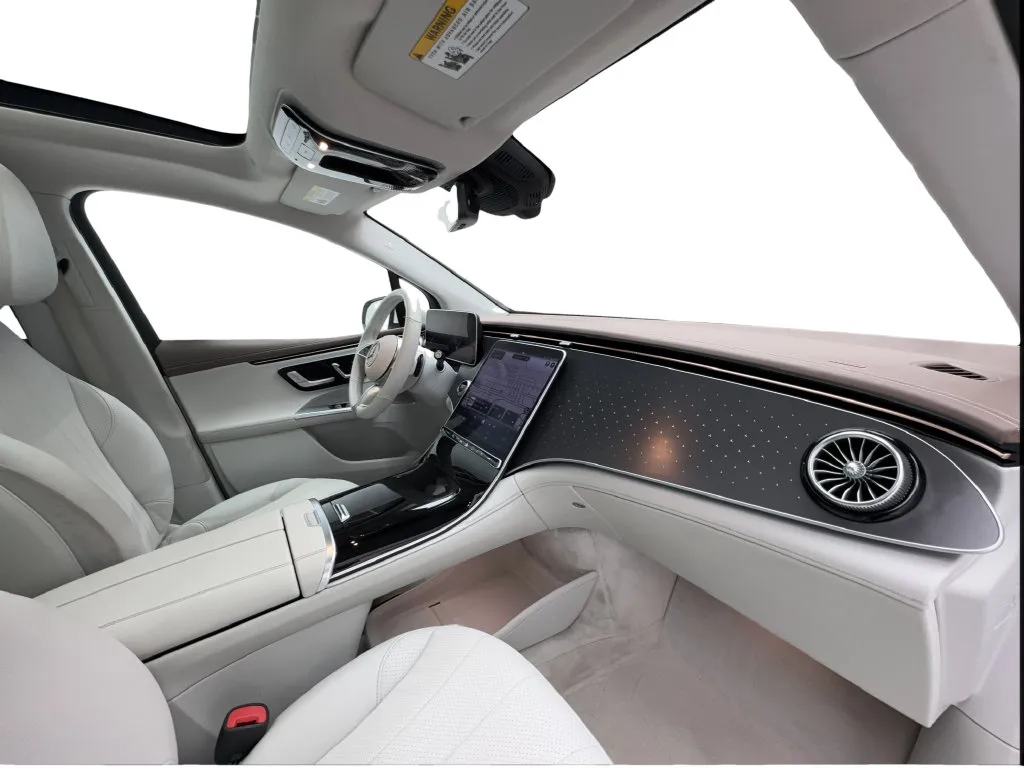 Mercedes-Benz EQE photo 30