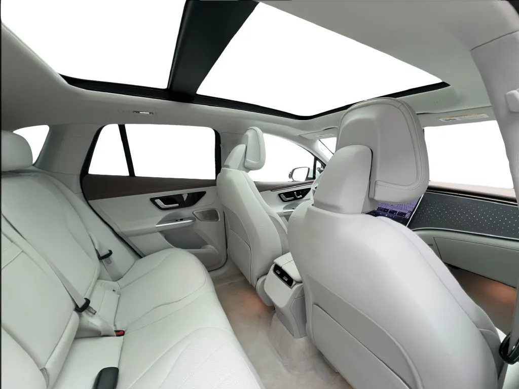 Mercedes-Benz EQE photo 26