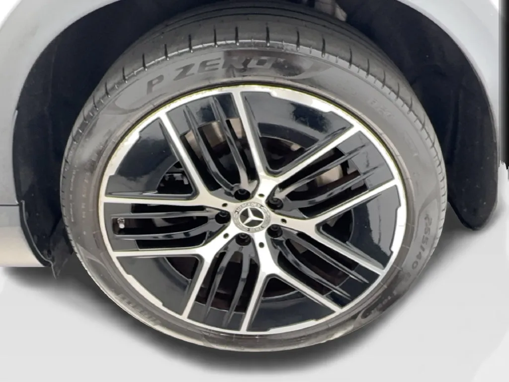 Mercedes-Benz EQE photo 12