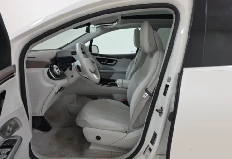 More photos of 2023 Mercedes-Benz EQE 350+ SUV at Autos of Dallas - Plano, TX