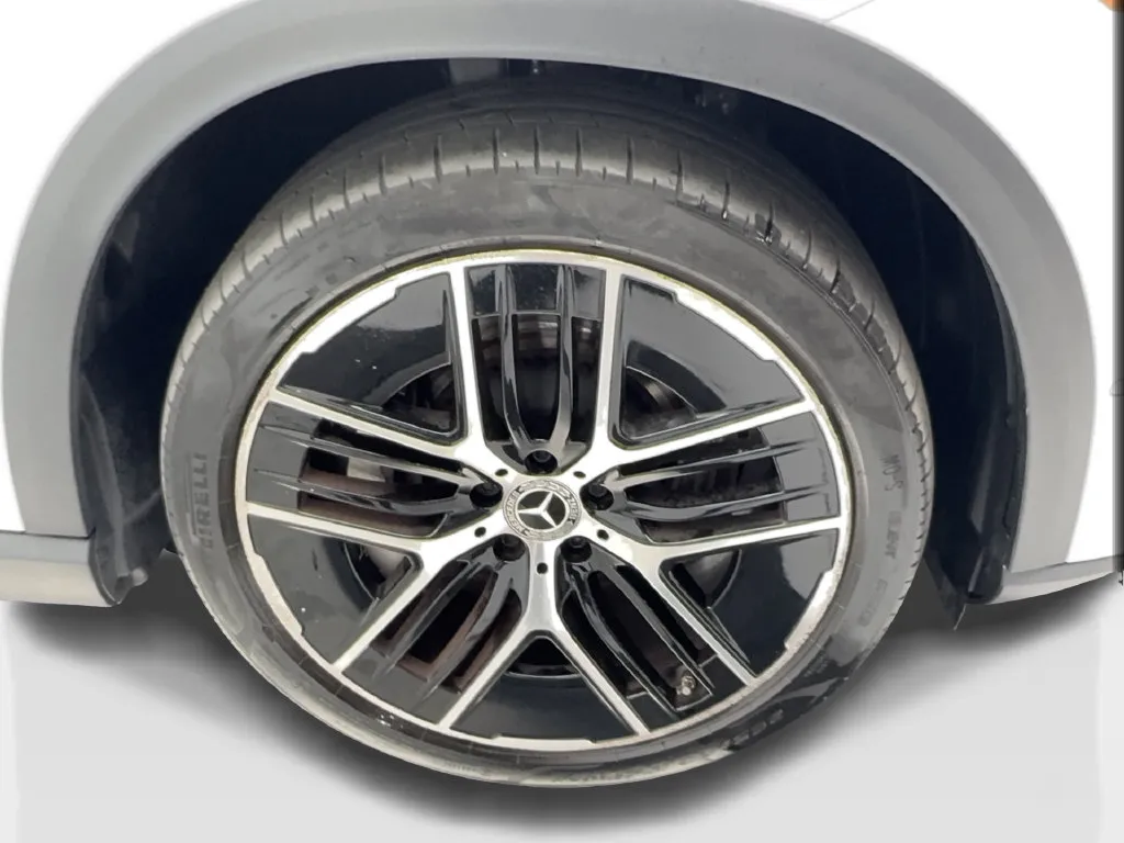 Mercedes-Benz EQE photo 15