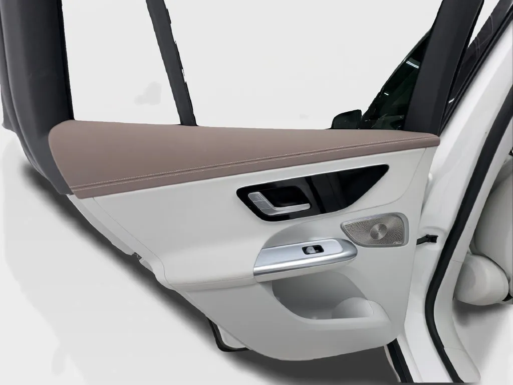 Mercedes-Benz EQE photo 25