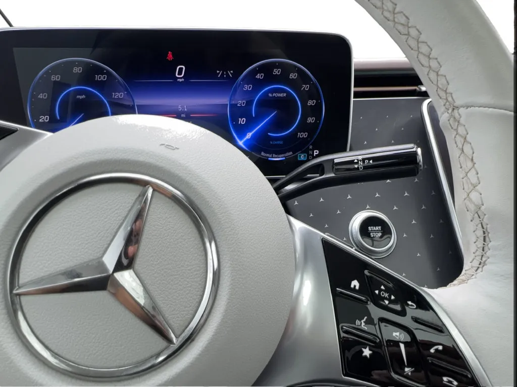 Mercedes-Benz EQE photo 41
