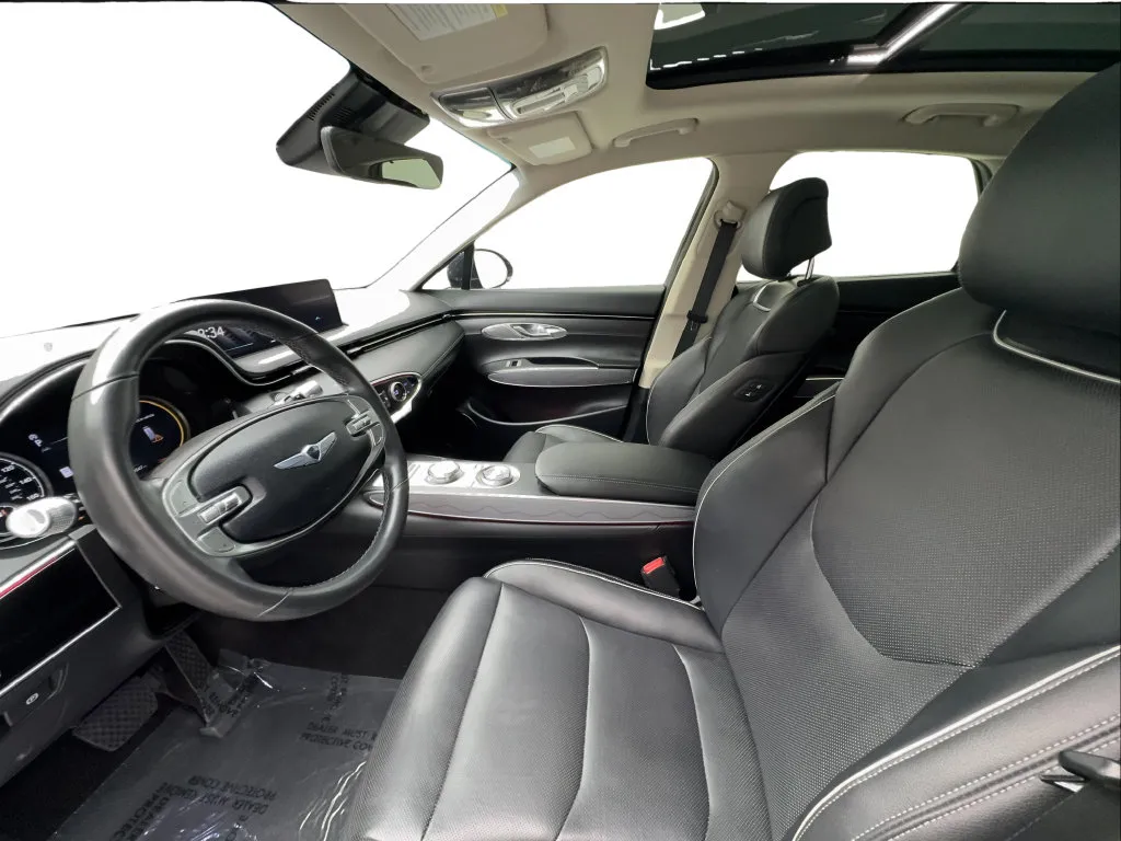 Genesis GV70 photo 21