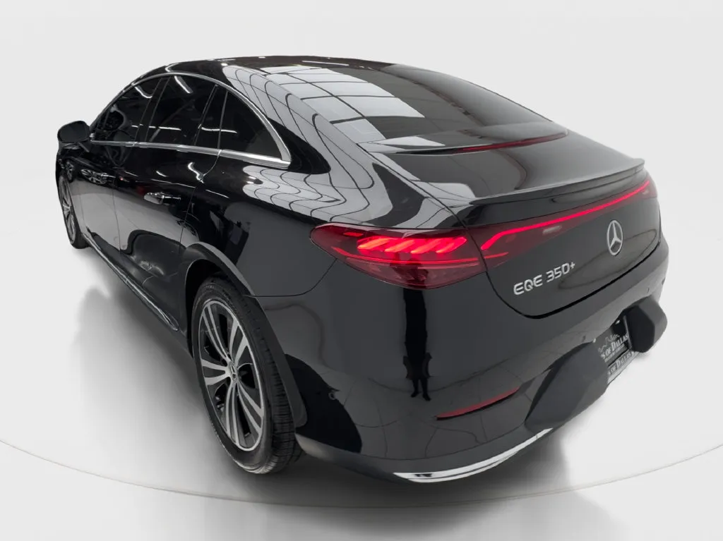 Mercedes-Benz EQE photo 11