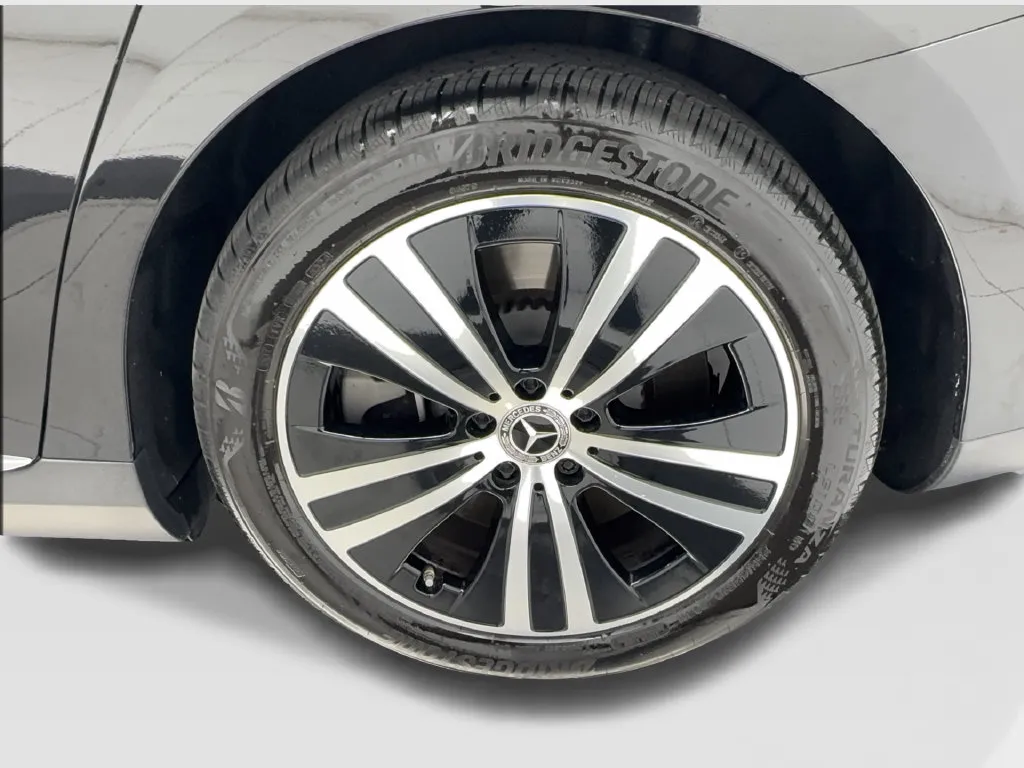 Mercedes-Benz EQE photo 14