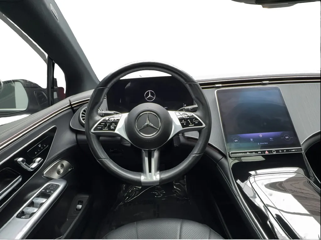 Mercedes-Benz EQE photo 35