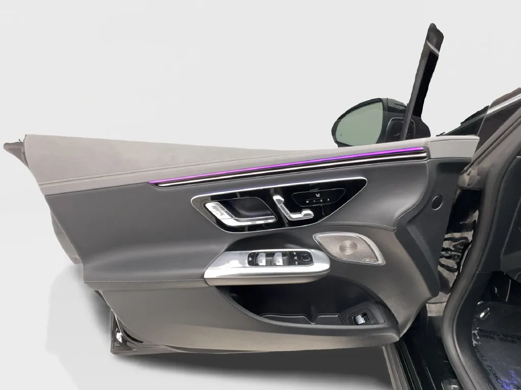 Mercedes-Benz EQE photo 22