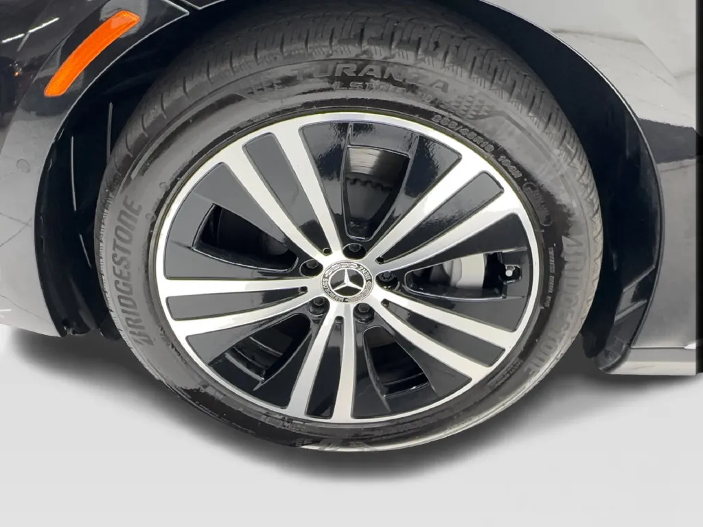 Mercedes-Benz EQE photo 15