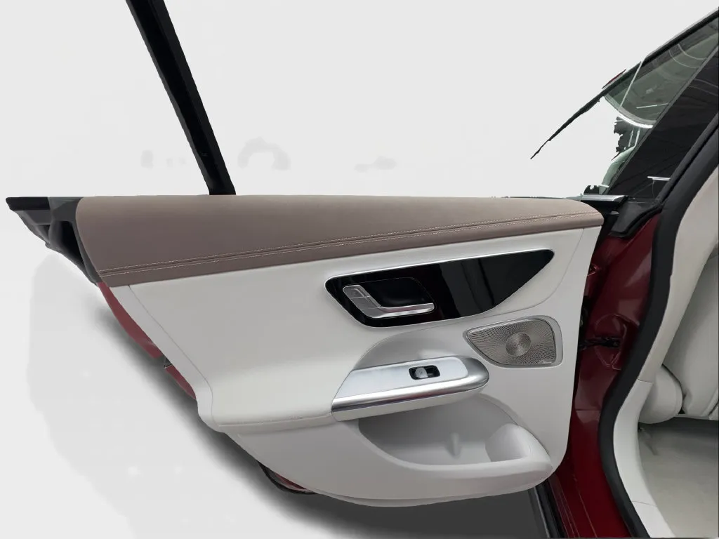 Mercedes-Benz EQE photo 27