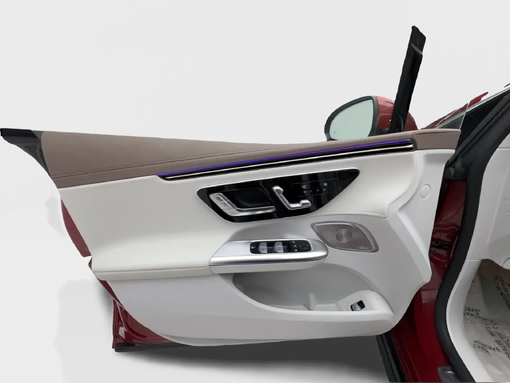 Mercedes-Benz EQE photo 23