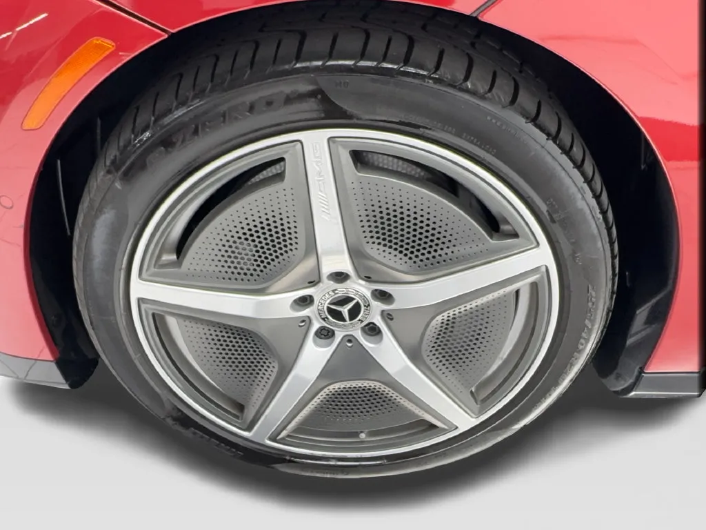 Mercedes-Benz EQE photo 15