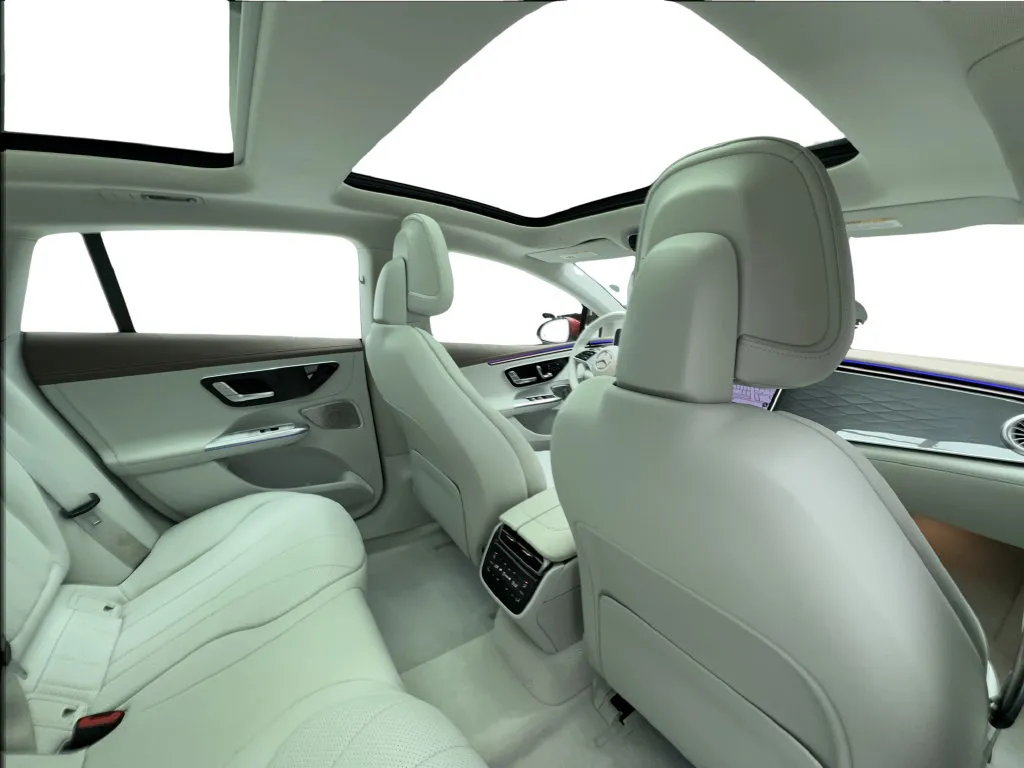 Mercedes-Benz EQE photo 28