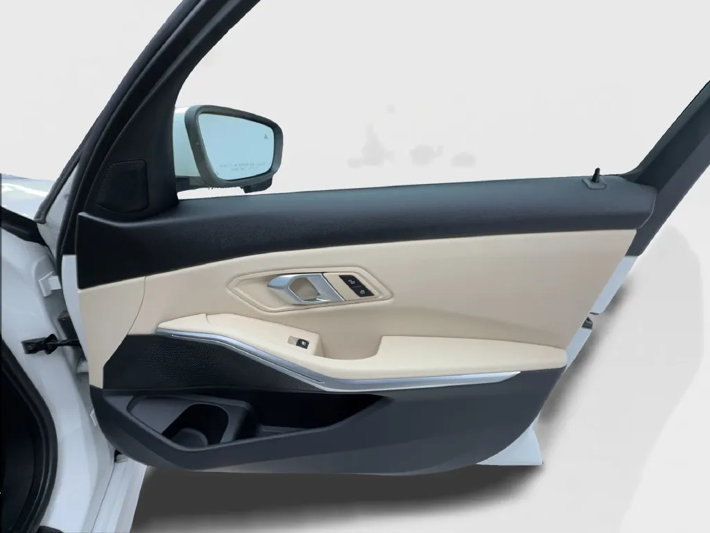 BMW 3 Series photo 36