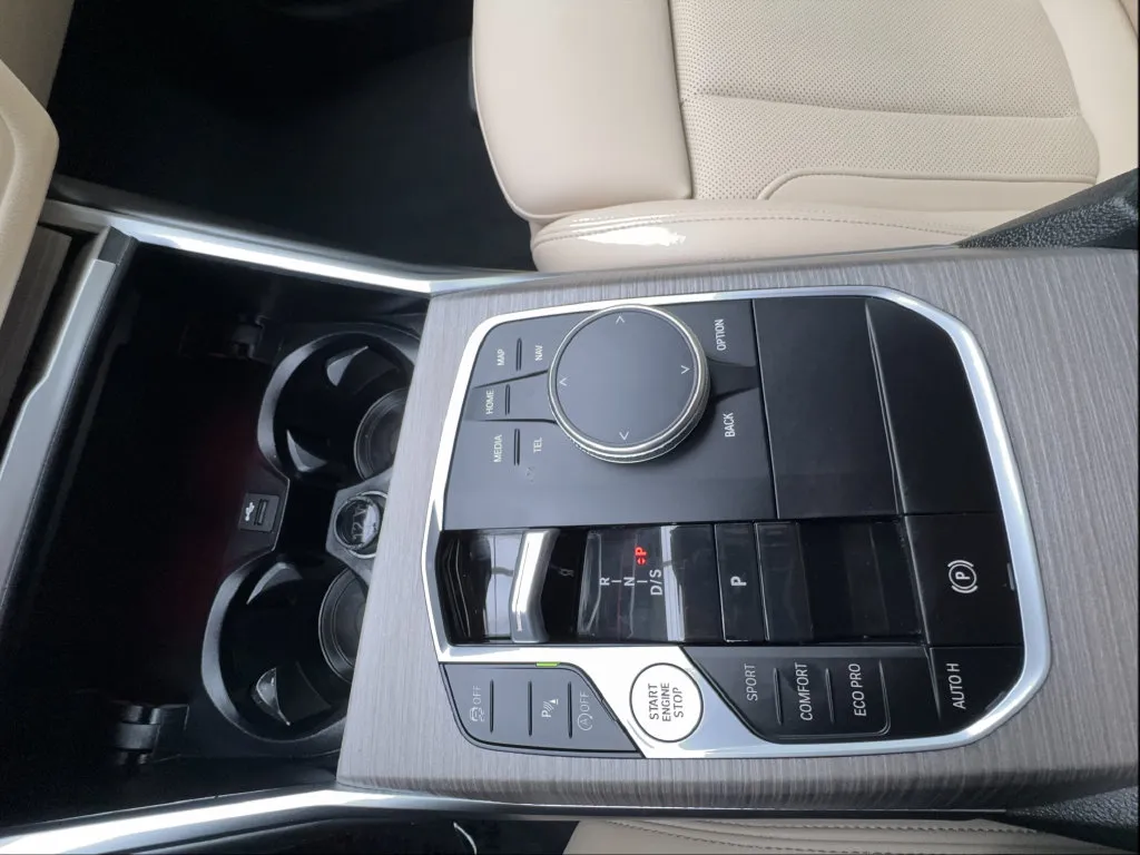 BMW 3 Series photo 49