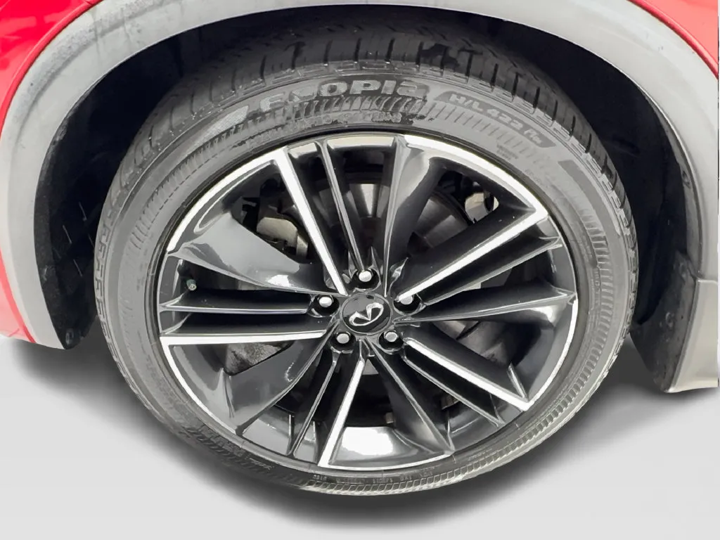 Infiniti QX55 photo 15
